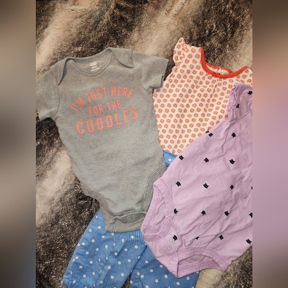 12m - 24m Rompers & Outfits - Picture 8 of 11